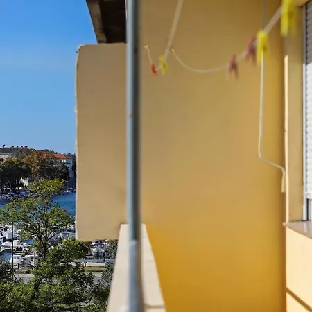 Luxury Penthouse Nela With Sea View アパート *