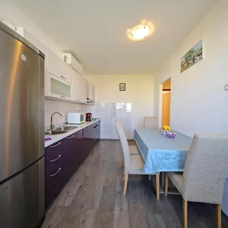 Luxury Penthouse Nela With Sea View アパート *