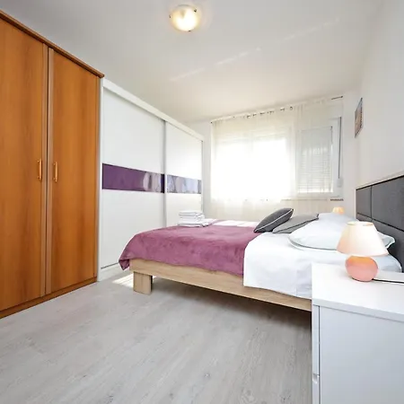 Luxury Penthouse Nela With Sea View * ザダル